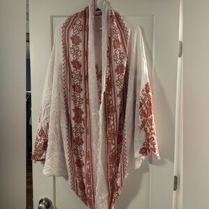 American Eagle Outfitters White and Red Bohemian Kimono/Wrap
